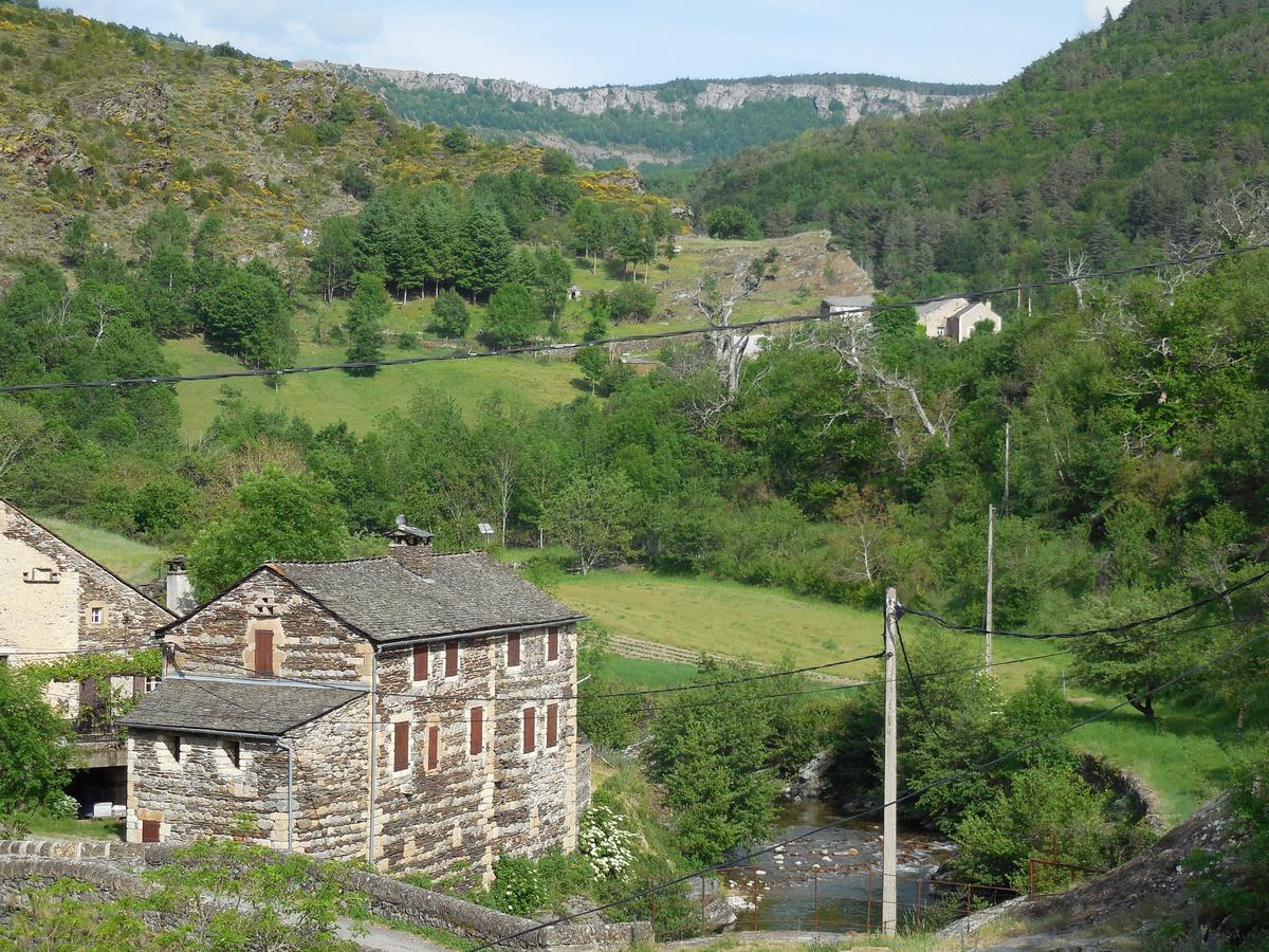 Auberge Du Tarnon Les Vanels Екстериор снимка
