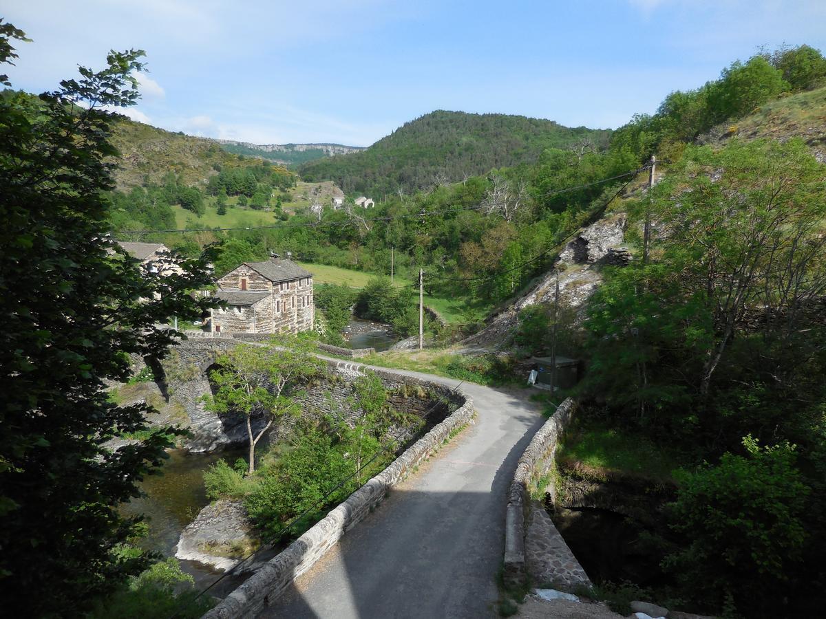Auberge Du Tarnon Les Vanels Екстериор снимка